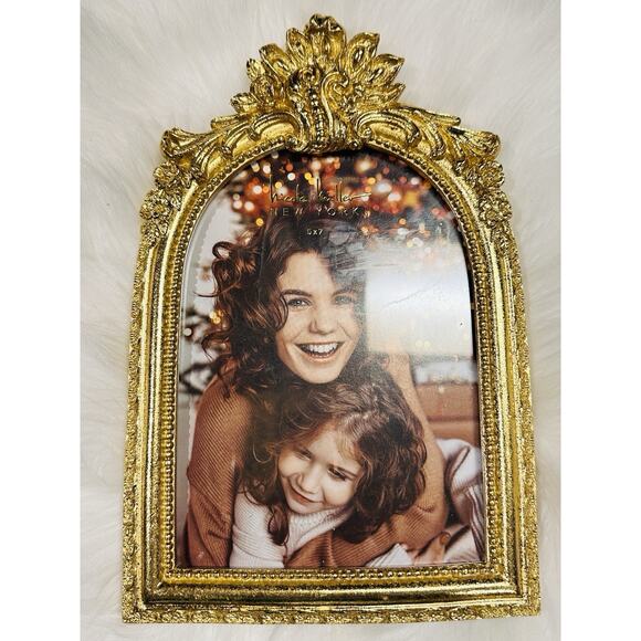 Nicole Miller Hollywood Regency Style Gold Arch Photo Picture Frame 5x7 - Picture 1 of 2